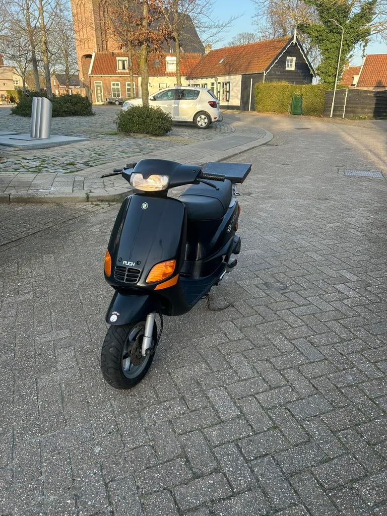 Zip type 3, Fietsen en Brommers, Scooters | Piaggio, Ophalen, Zip, Zo goed als nieuw, Benzine
