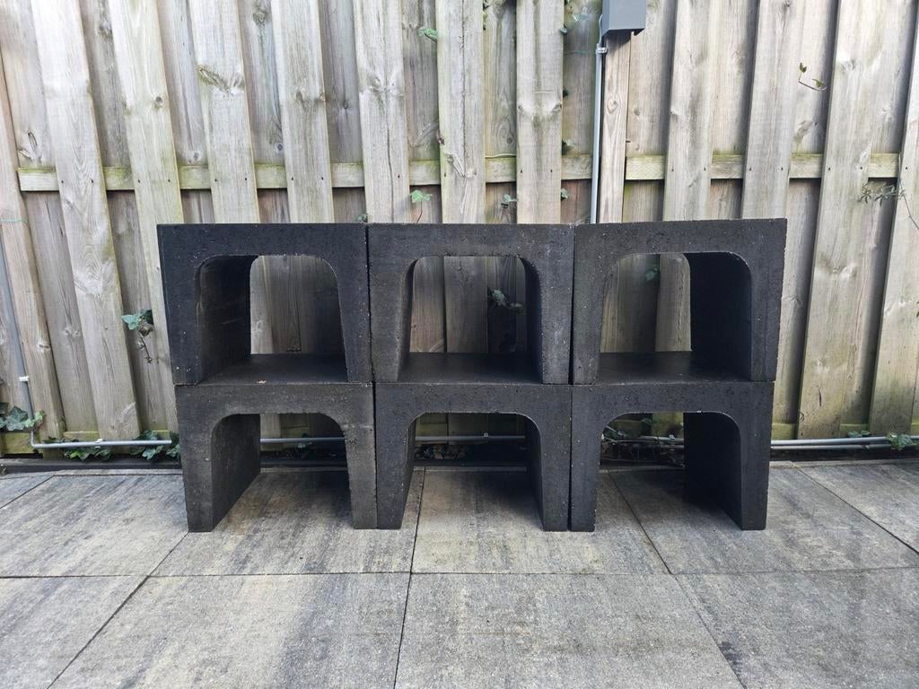 Nog 2 over!       6 Beton U elementen, Tuin en Terras, Ophalen, Gebruikt