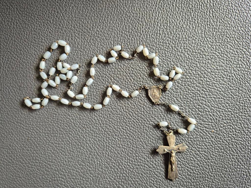 Rozenkrans met grijze (in facet) kraaltjes. France., Ophalen of Verzenden