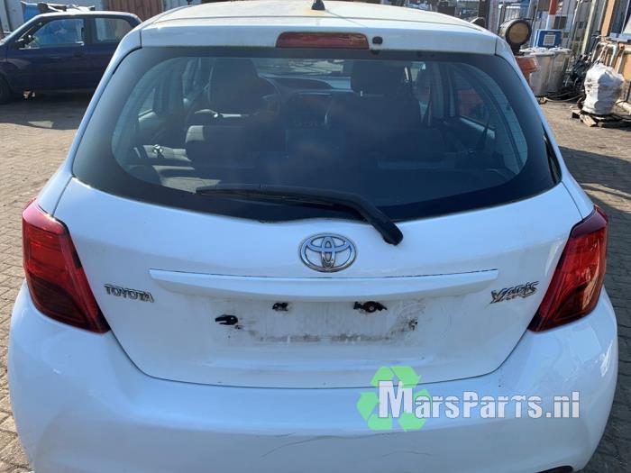 Achterklep van een Toyota Yaris (040), Auto-onderdelen, Carrosserie en Plaatwerk, Achterklep, Toyota, Gebruikt, 3 maanden garantie