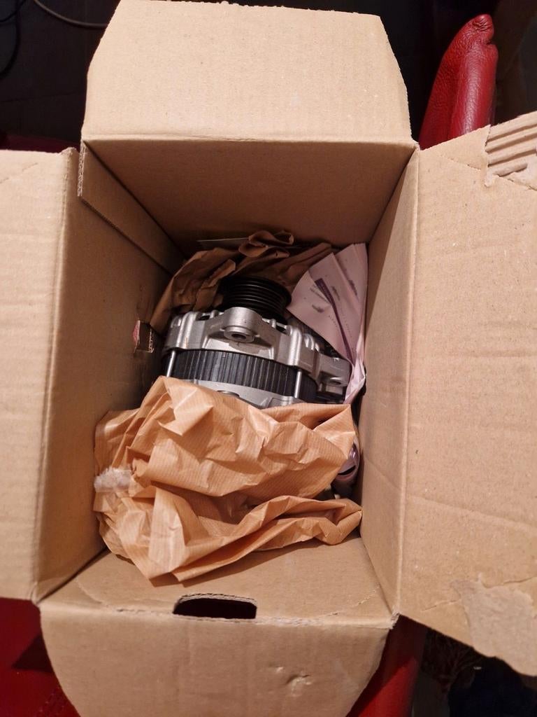 Volvo X60 dynamo, Ophalen, Nieuw, Volvo