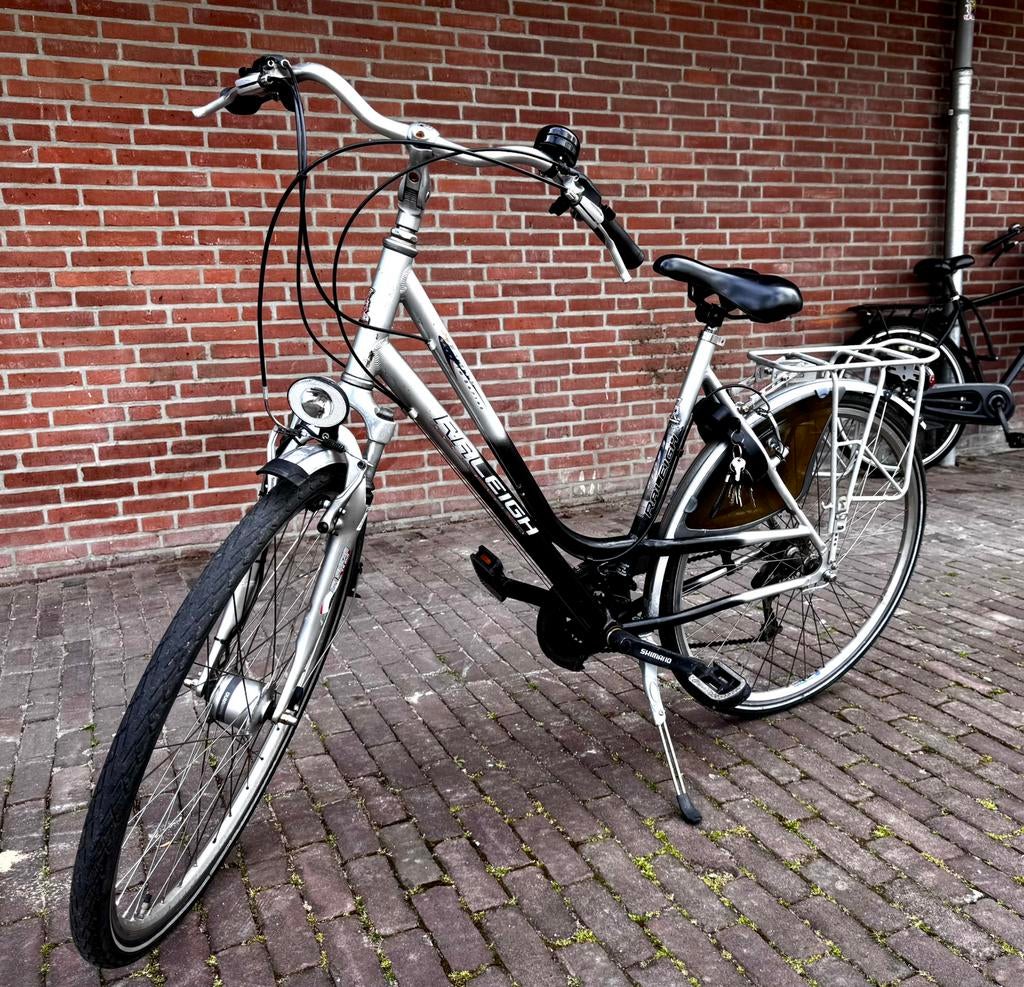 Raleigh fiets, Fietsen en Brommers, Fietsen | Dames | Damesfietsen, Zo goed als nieuw, Overige merken, Ophalen of Verzenden