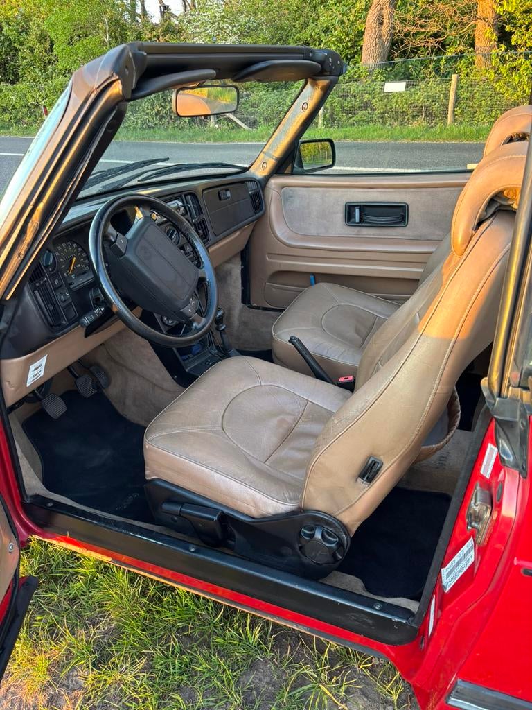 Saab 900