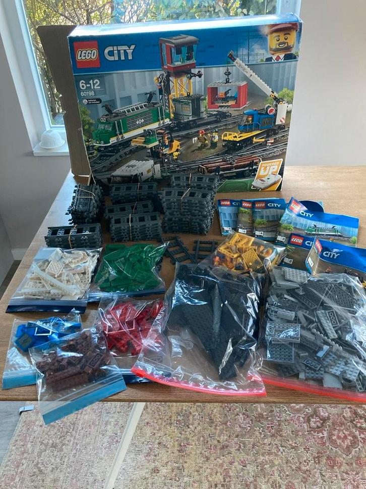 Lego City 60198 Treinset, Kinderen en Baby's, Speelgoed | Duplo en Lego, Zo goed als nieuw, Lego, Complete set, Ophalen