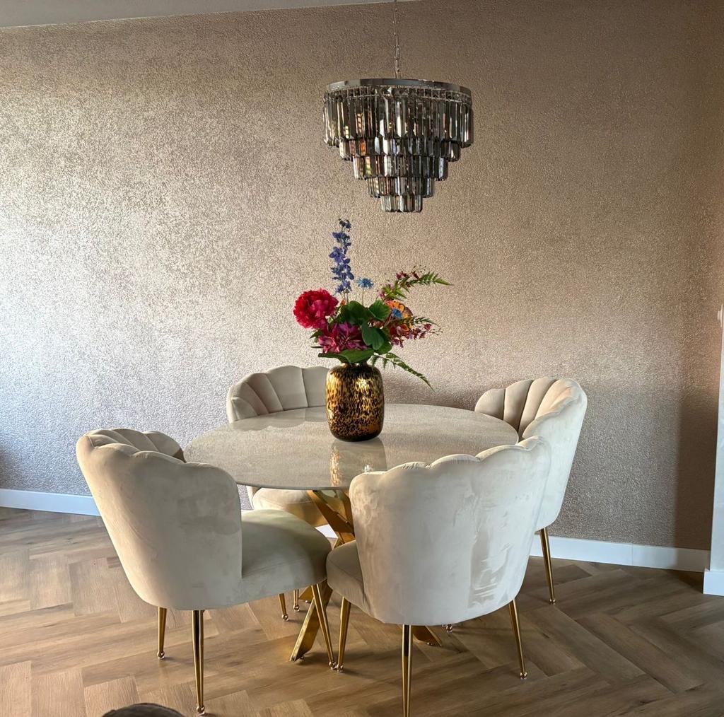 Set van 4  vlinder eetkamerstoelen velvet champagne, Huis en Inrichting, Stoelen, Ophalen, Gebruikt, Overige kleuren, Vier