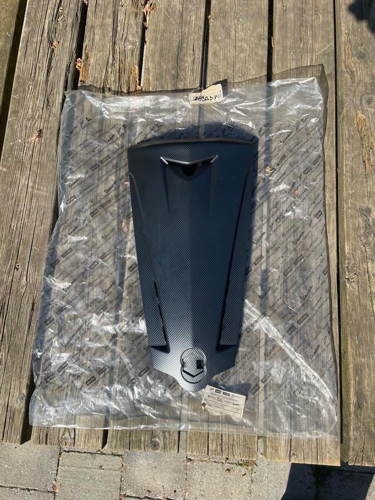 Gilera runner 125cc/180cc sp pro voorkap carbon NOS, Ophalen of Verzenden