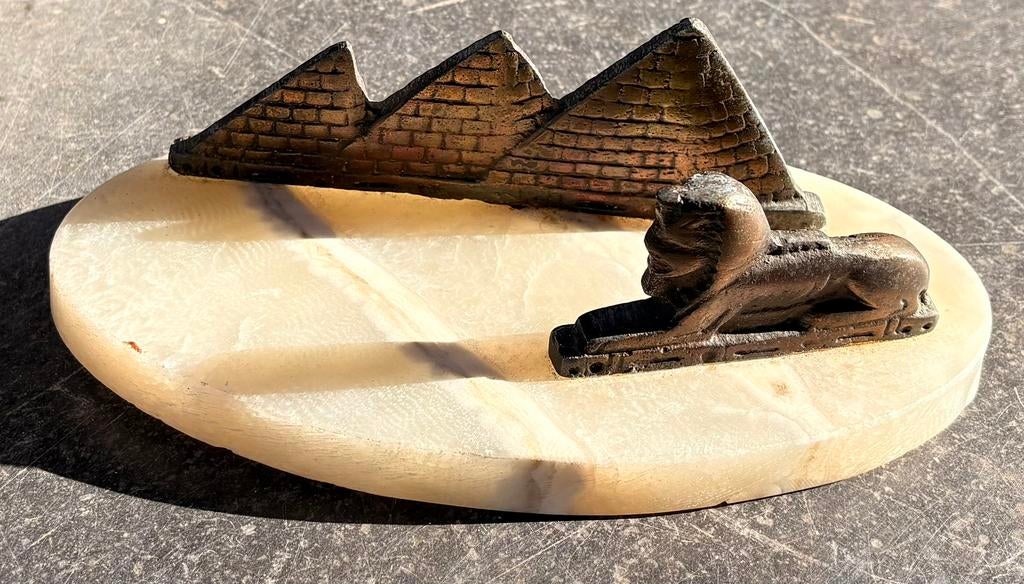 Messing piramides&sfinx op Marmeren voet, Ophalen of Verzenden