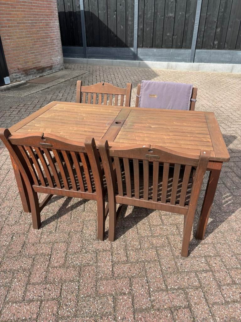 Houten tuinset, Ophalen, 4 zitplaatsen, Gebruikt, Eettafel