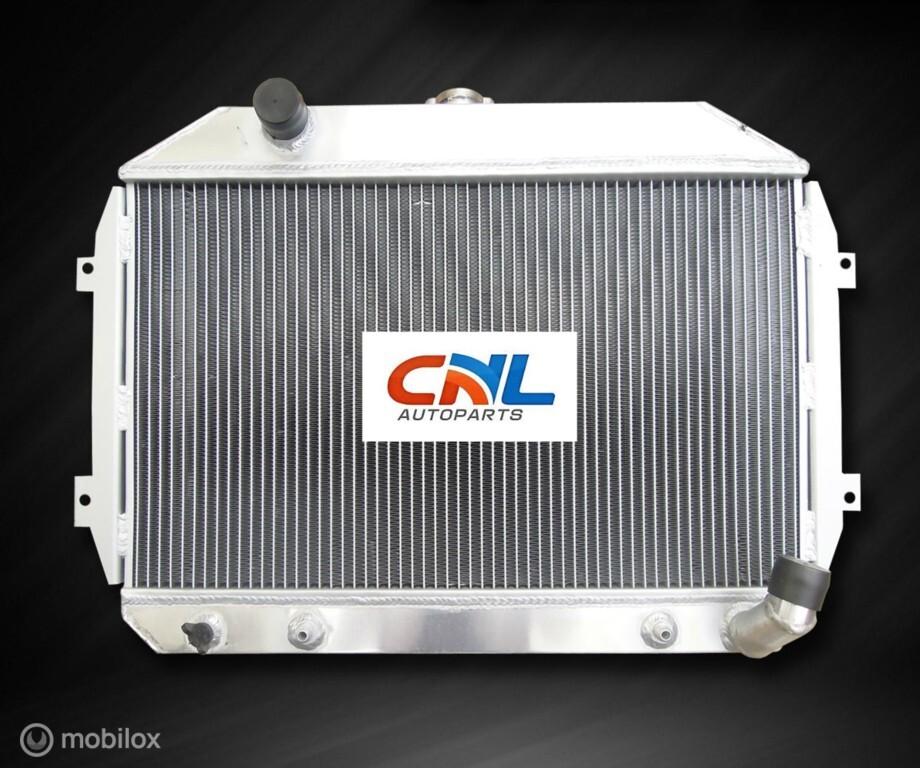 Radiateur Nissan Datsun 240Z/260Z L24/L26 AT/MT 1970-1975, Auto-onderdelen, Nieuw, Ophalen of Verzenden