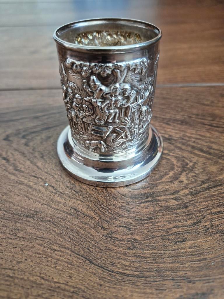 Verzilverd lepelvaasje met reliëf, Ophalen of Verzenden