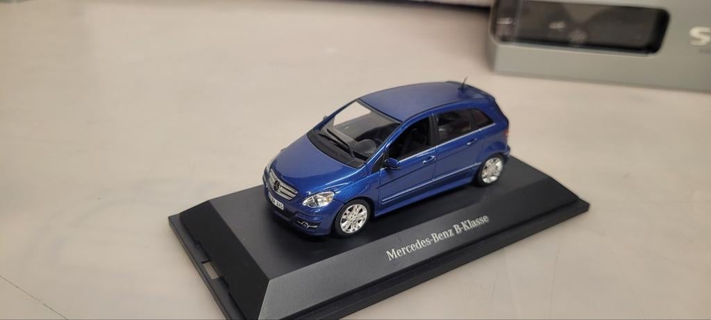 Minichamps Mercedes B_klasse T245, Ophalen of Verzenden, Zo goed als nieuw, Auto, MiniChamps