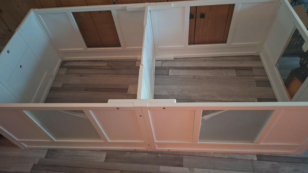 Te koop werpkist met warmte lamp, 110 cm of meer, Minder dan 65 cm, Hondenhok, Ophalen of Verzenden