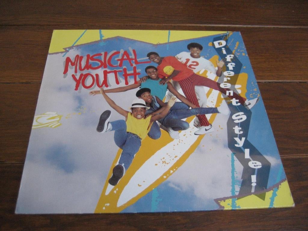 Musical youth lp, Ophalen of Verzenden, Zo goed als nieuw, 12 inch, R&B