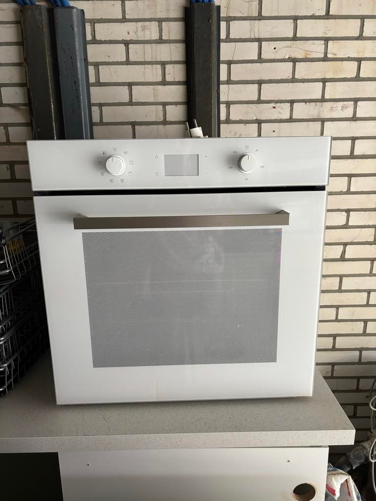 Witte inbouw oven - Zo goed als nieuw, Witgoed en Apparatuur, Ovens, Zo goed als nieuw, Oven met grill, Inbouw, Ophalen
