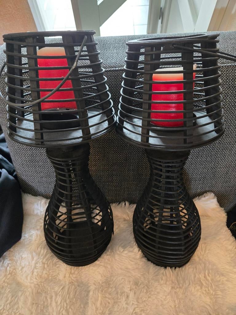 Set van 2 Toffe Hoge Kandelaars! Incl Kaarsen, Huis en Inrichting, Woonaccessoires | Kandelaars en Kaarsen, Gebruikt, Kandelaar