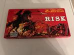 Risk Bordspel - Het Wereldspel van Grote Klasse rode doos!, Vijf spelers of meer, Ophalen of Verzenden, Zo goed als nieuw