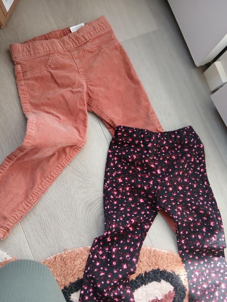 Leuke doos meisjeskleding maat 92 broekjes en shirts, Kinderen en Baby's, Kinderkleding | Maat 92, Overige typen, Meisje, H&M