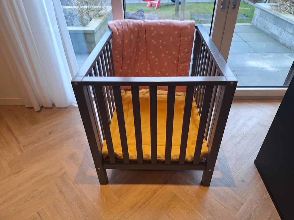 TWF Babybox - In hoogte verstelbaar met 2 boxkleden, Kinderen en Baby's, Boxen, Ophalen, Gebruikt, Rechthoekig, In hoogte verstelbaar