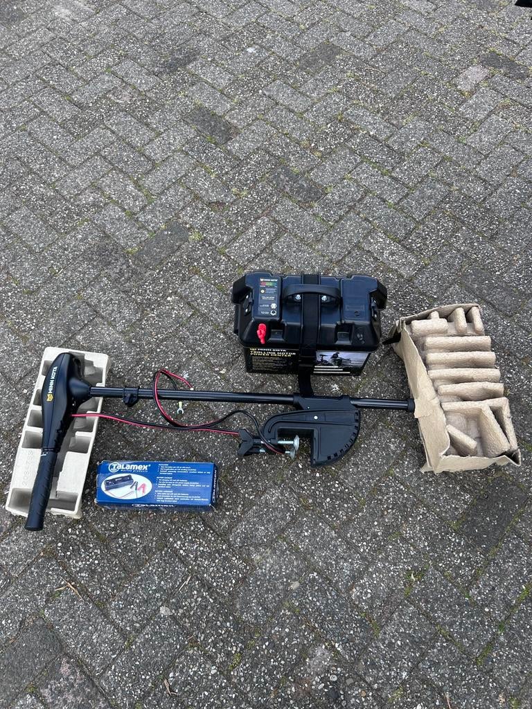 Minn Kota 55 LBS Set (2020) + luxe Accubox en lader – ZGAN, Ophalen, Minder dan 5 pk, Zo goed als nieuw, Buitenboordmotor