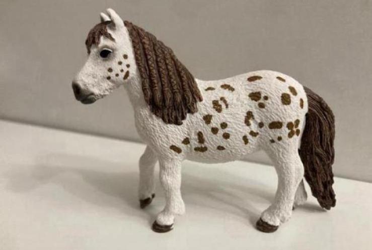 Schleich Shetlander Spotty ~ Horse Club 42518, Ophalen of Verzenden, Zo goed als nieuw, Paard, Beeldje of Figuurtje