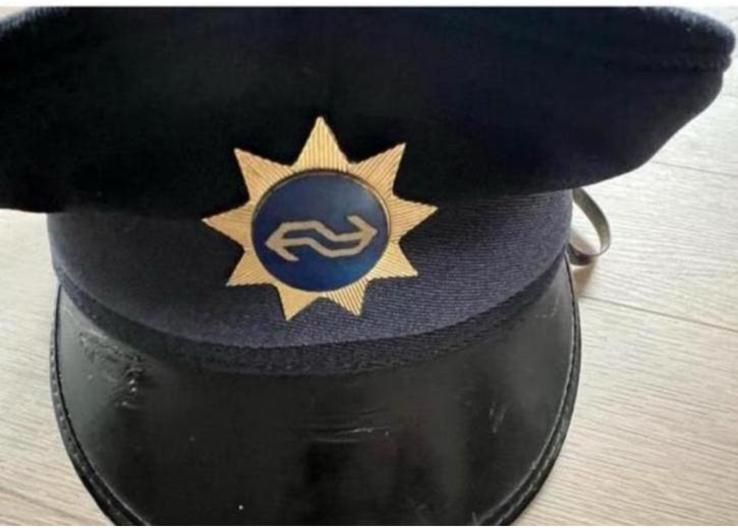 Pet van de spoorwegpolitie, Verzamelen, Ophalen of Verzenden, Landmacht, Nederland, Helm of Baret