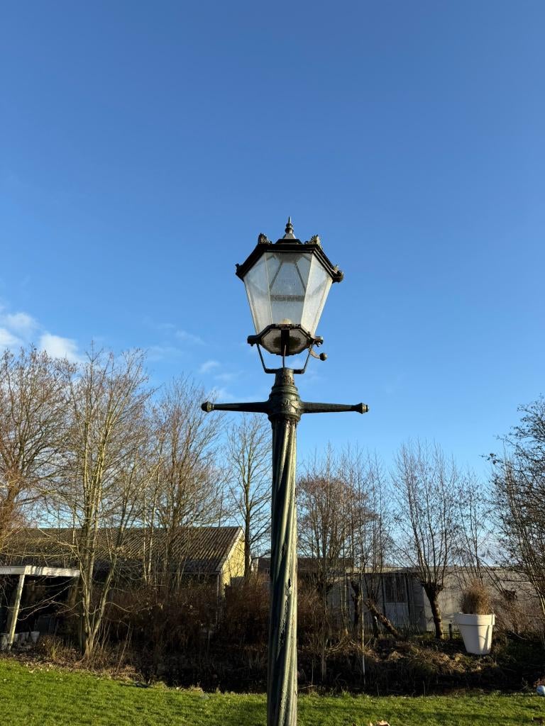 4 gietijzeren nostalgische straat lantaarns, Tuin en Terras, Buitenverlichting, Ophalen, Gebruikt, Staande lamp, Netvoeding