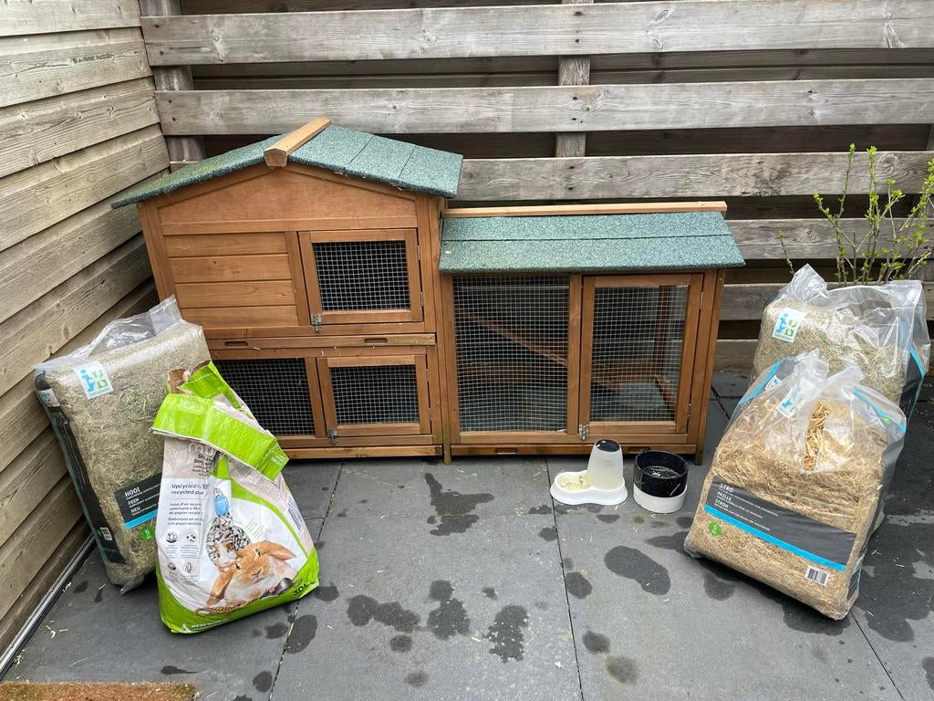 Konijnenhok met toebehoren, Dieren en Toebehoren, Knaagdieren en Konijnen | Hokken en Kooien, Ophalen, 110 cm of meer, 60 tot 90 cm