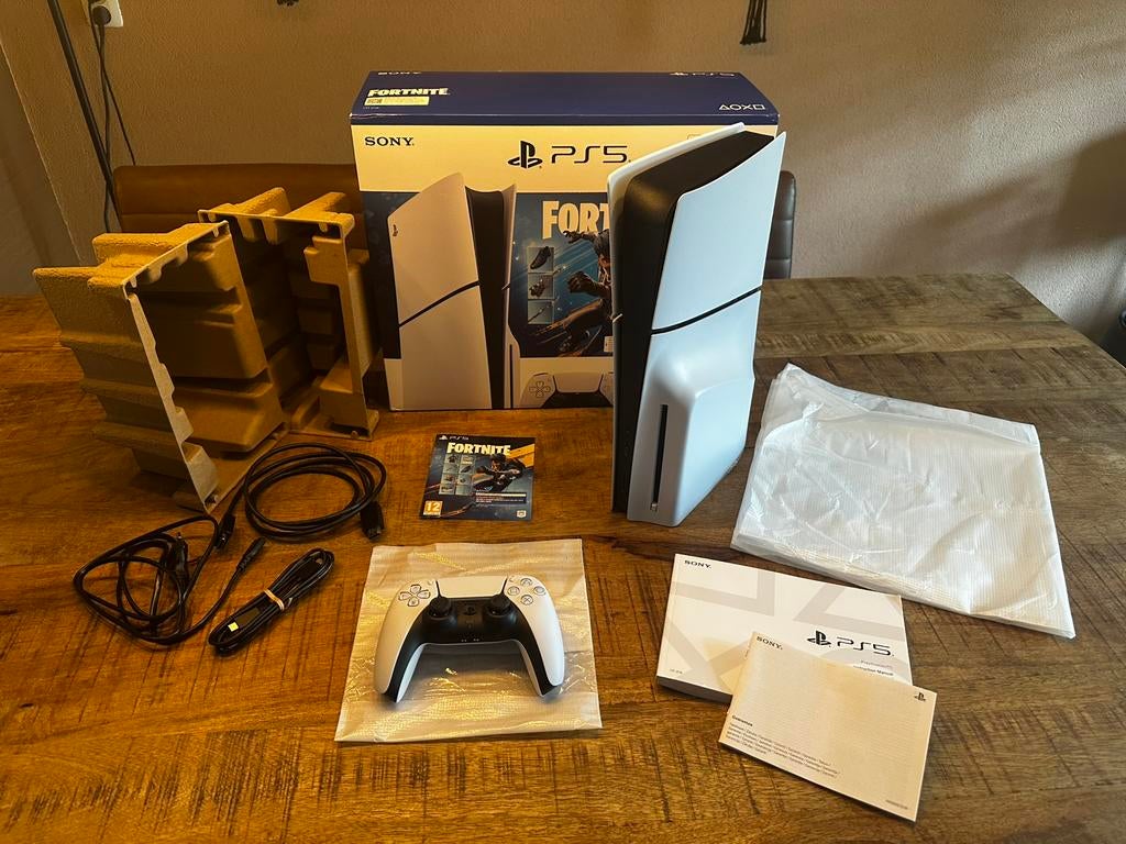 PS5 Slim Disk Nieuwstaat, Compleet, Factuur, Garantie, Ophalen of Verzenden, Zo goed als nieuw, Playstation 5