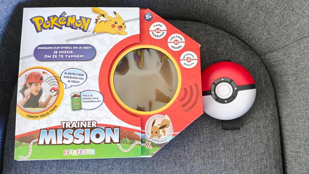 Zgan Pokemon trainer guess, Ophalen of Verzenden, Zo goed als nieuw