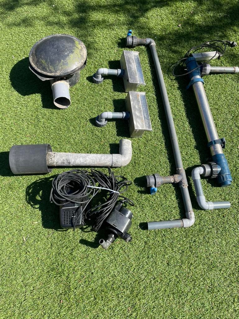 Vijver spullen, inbouw watervallen, pompen, skimmer, en meer, Ophalen, Gebruikt