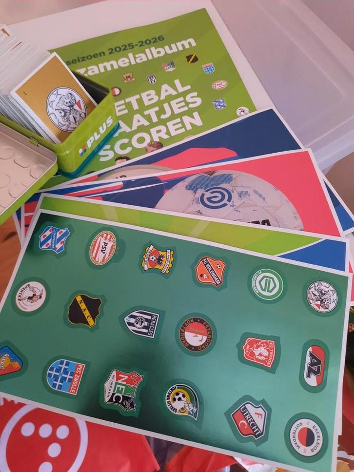 Compleet voetbalboek, Verzamelen, Supermarktacties, Plus, Ophalen