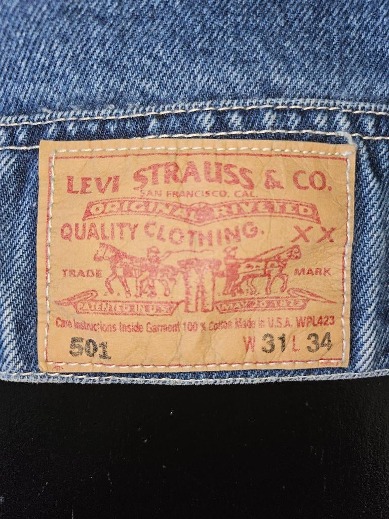 Levis 501 dames spijkerjas, Ophalen of Verzenden, Zo goed als nieuw, Maat 38/40 (M), Blauw