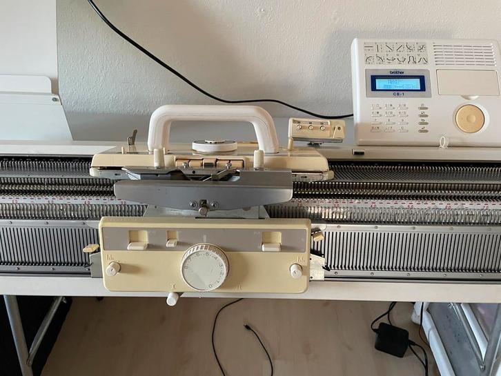Brother KH-970+ KR-850 met veel extra’s, Hobby en Vrije tijd, Breien en Haken, Gebruikt, Breien, Machine, Ophalen