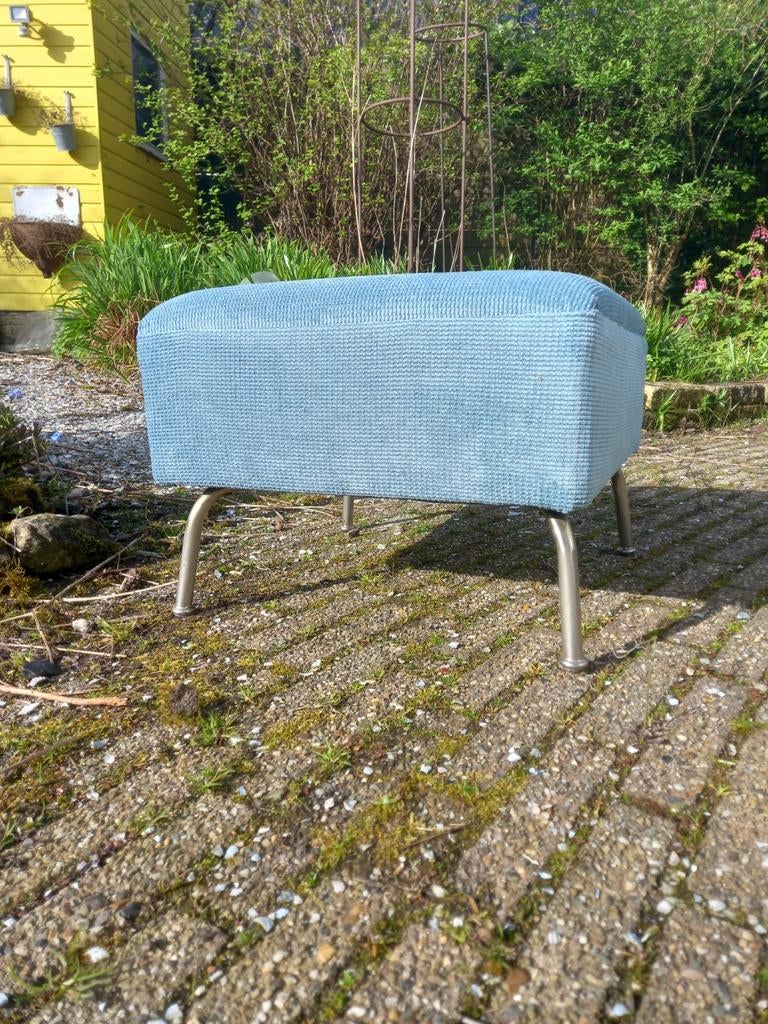 Vintage retro voetenbankje met chromen poten, Ophalen of Verzenden