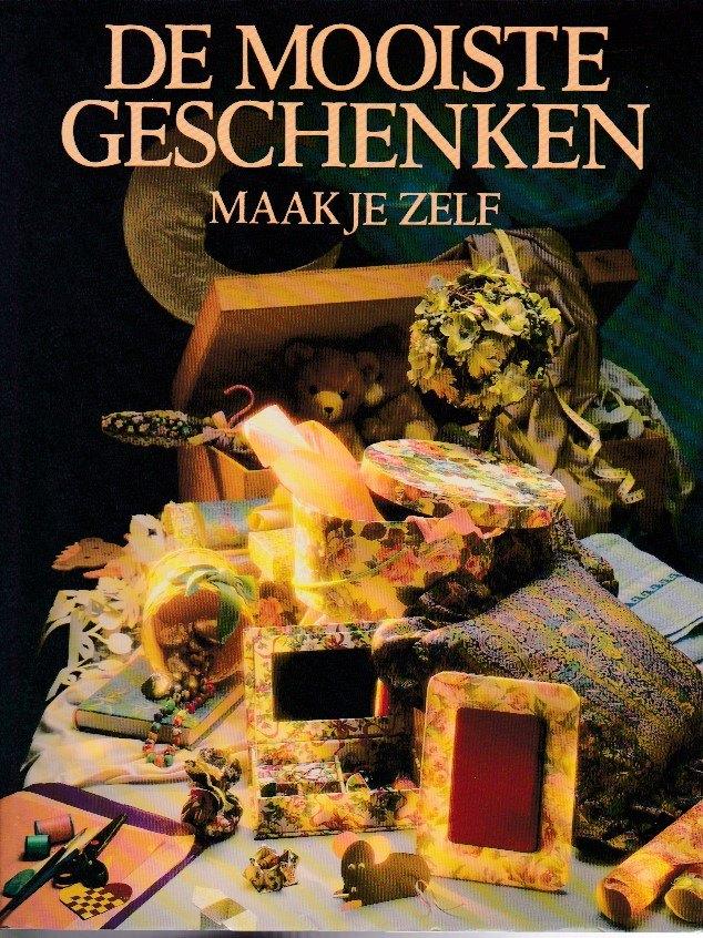 De mooiste geschenken maak je zelf, Boeken, Ophalen of Verzenden, Zo goed als nieuw, Borduren en Naaien