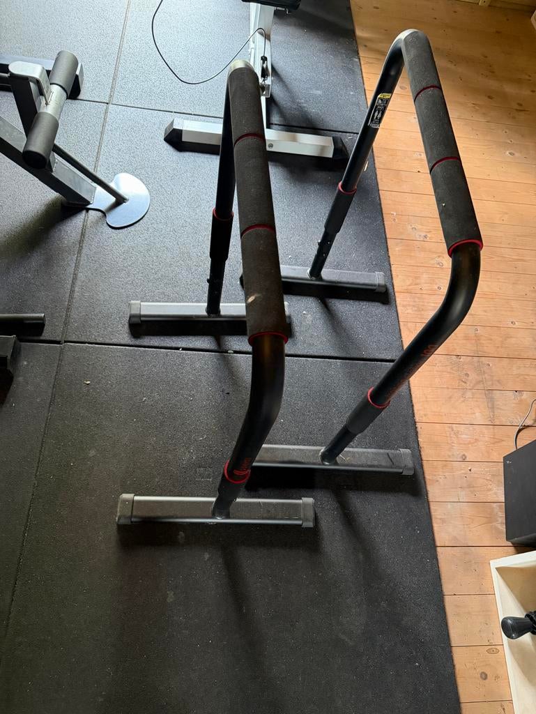 Domyos verstelbare dip bars, Ophalen, Zo goed als nieuw, Borst, Overige typen