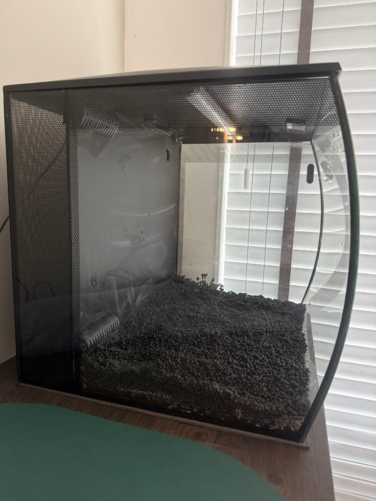 Fluval Flex 57 aquarium met Tetra 75 watt verwarming, Dieren en Toebehoren, Vissen | Aquaria en Toebehoren, Ophalen, Gebruikt