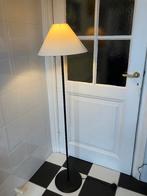 Mooie staande lamp vloerlamp 143 cm hoog, Ophalen, Zo goed als nieuw, Stof, 100 tot 150 cm
