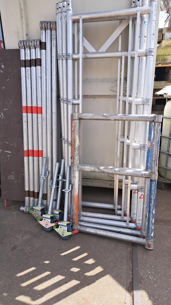 Te koop Rolsteiger werkhoogte 6.20 meter, Doe-het-zelf en Verbouw, Steigers, Nieuw, Ophalen of Verzenden, Rolsteiger of Kamersteiger