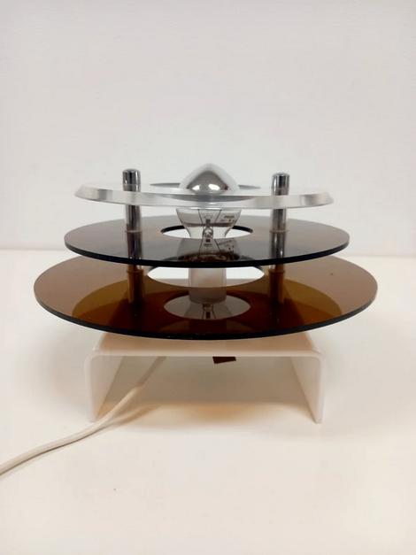 Bruin met witte plexiglas Herda space age wandlamp, Huis en Inrichting, Lampen | Wandlampen, Ophalen of Verzenden, Zo goed als nieuw