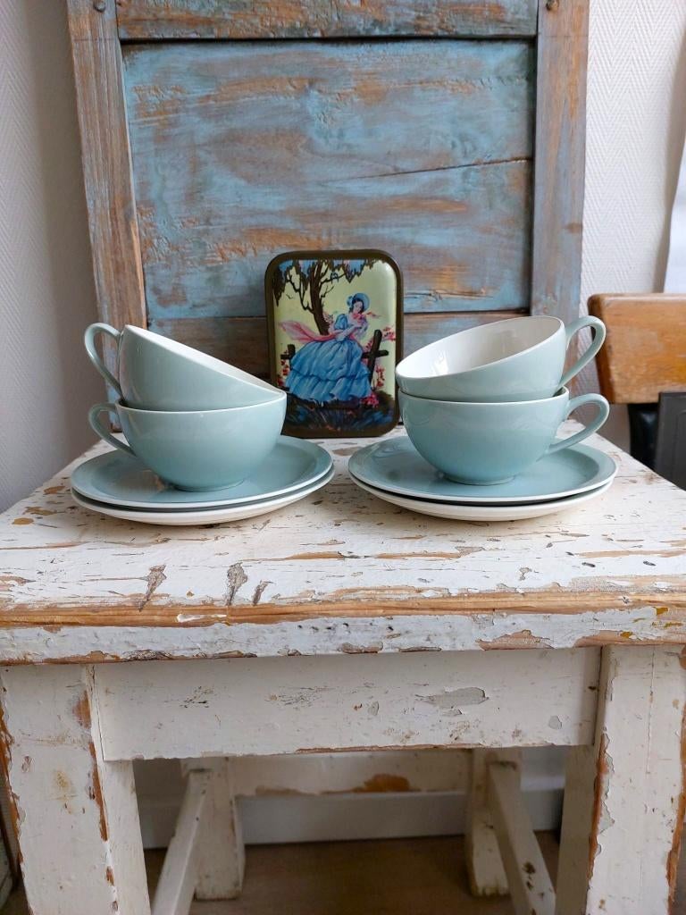 Pastel kop en schotels (Desiree - celadon) van P. Regout, Antiek en Kunst, Antiek | Servies los, Ophalen of Verzenden