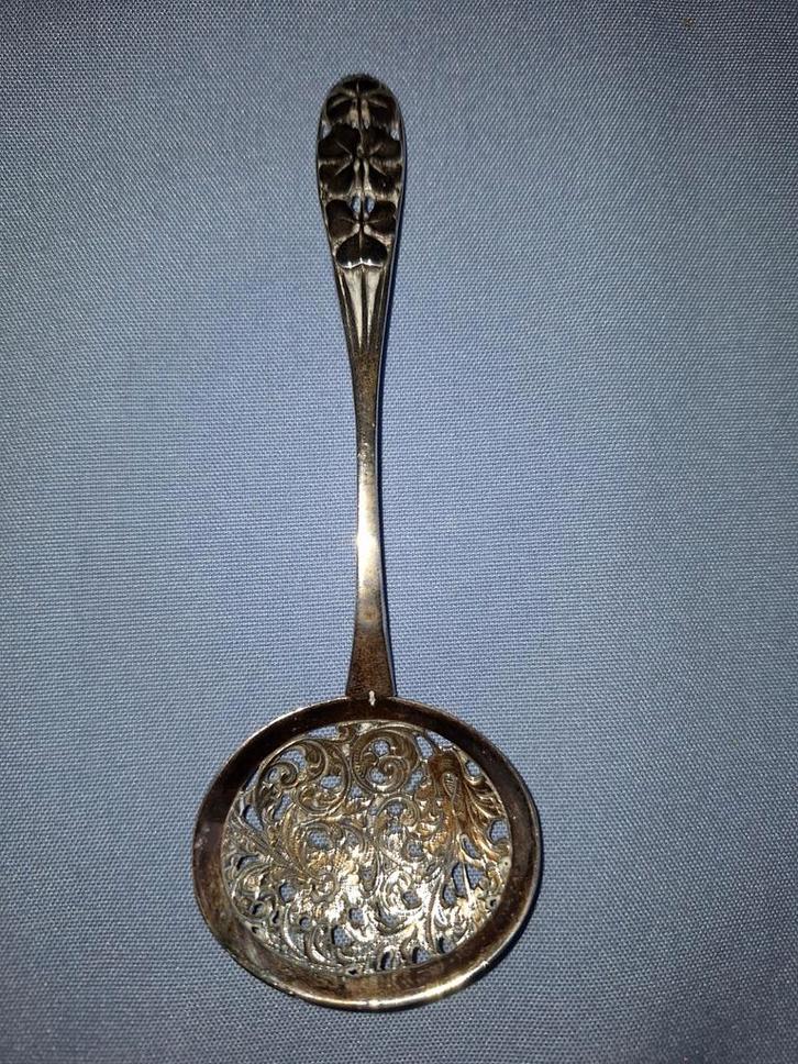 Antieke zilveren fruitlepel. Zeef., Antiek en Kunst, Antiek | Bestek, Ophalen of Verzenden