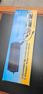 Acculader 12v op zonne-energie, Ophalen of Verzenden