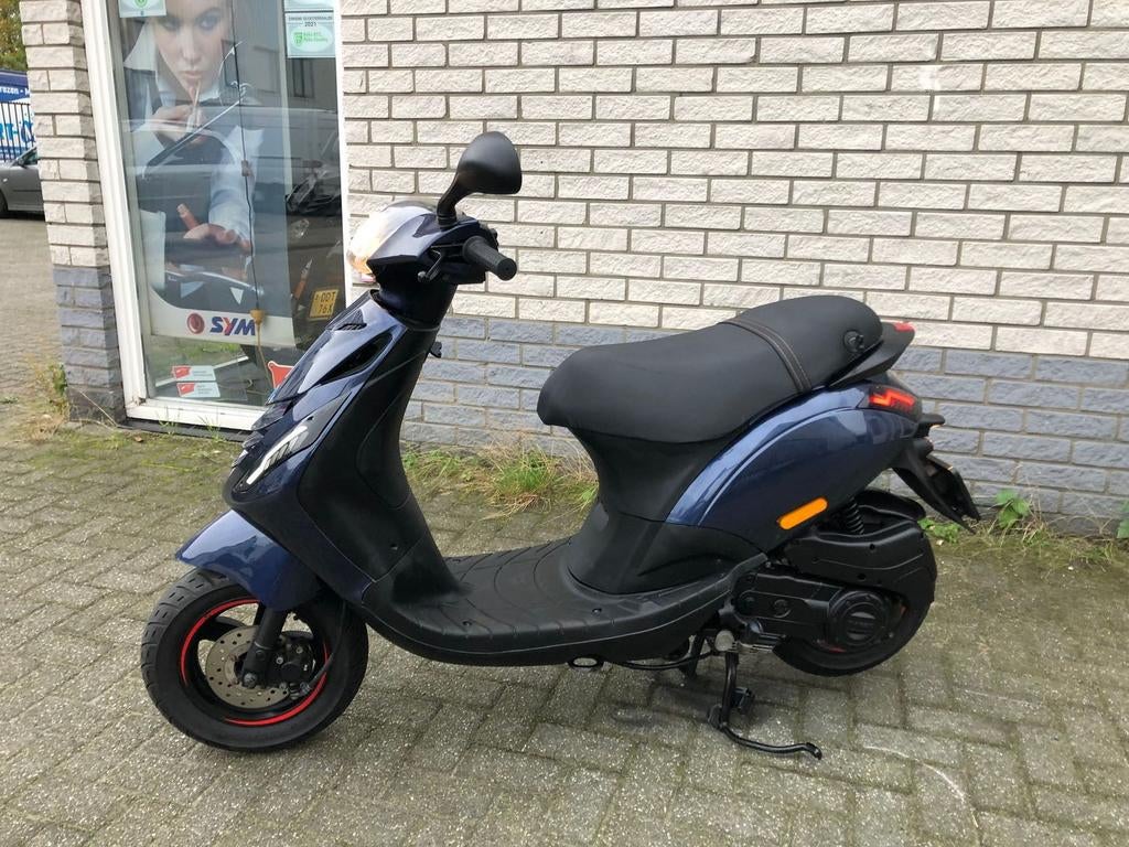 SUPER LEUKE:PIAGGIO ZIP SP 45KM MIDNIGHT BLUE BJ2020 3000KM, PIAGGIO, Onbekend, Onbekend, Piaggio
