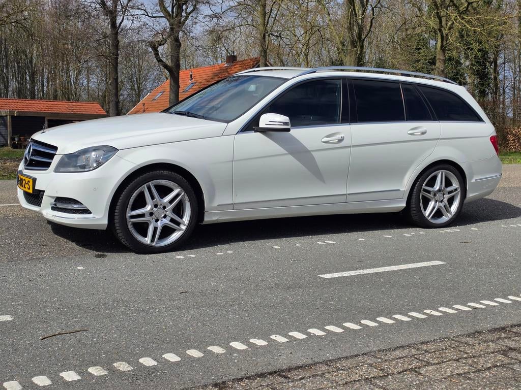 Mercedes w204 fl C180 avantgarde automaat, Auto diversen, Schadeauto's, Automaat, Wit, Mercedes-Benz, Stationwagon