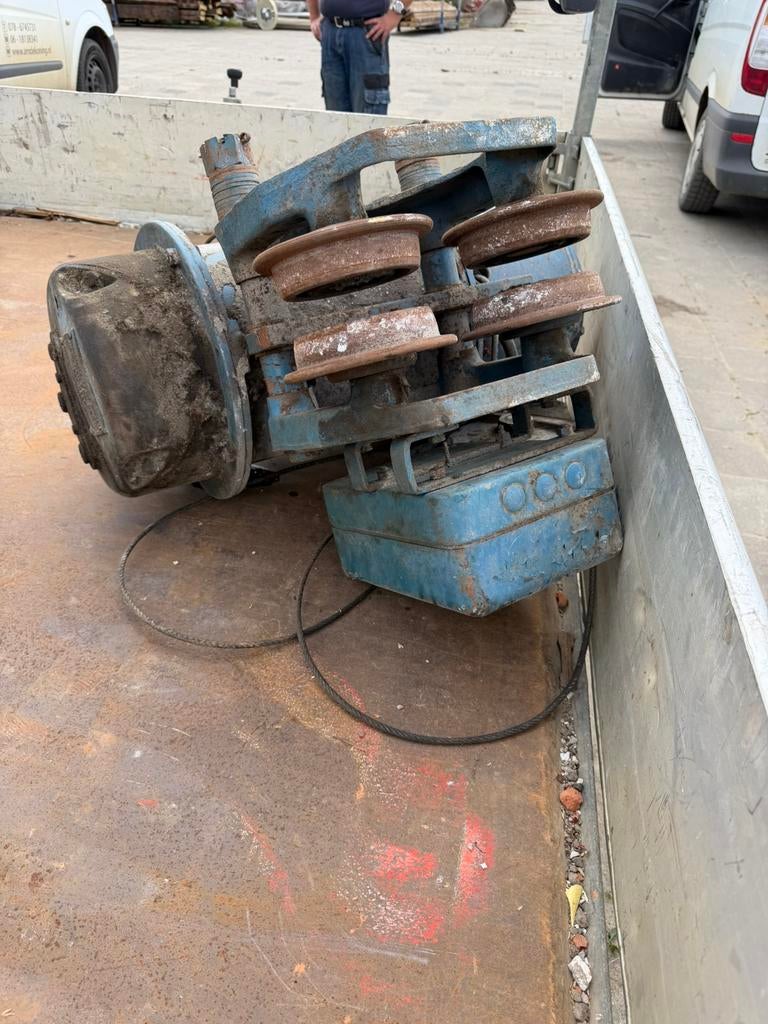 Takel, Ophalen, Zo goed als nieuw