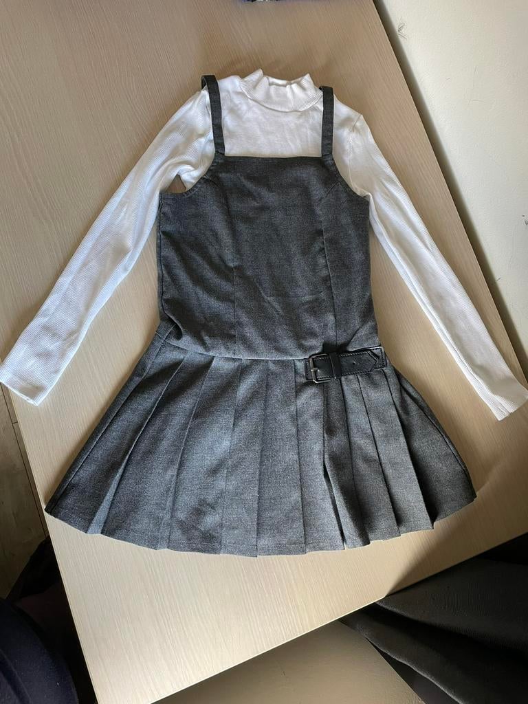 Meisje jurk setje mt 128, Kleding | Dames, Jumpsuits, Ophalen of Verzenden, Zo goed als nieuw, Maat 34 (XS) of kleiner