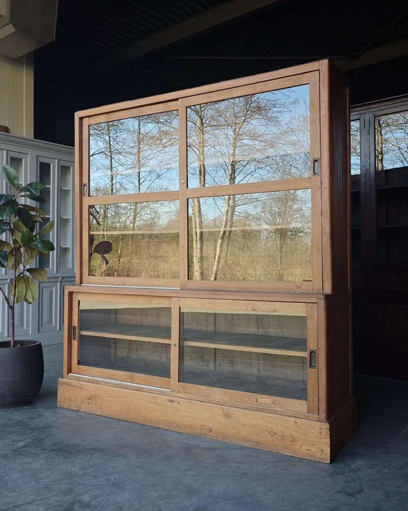 Strakke Vitrinekast | Teak Servieskast | Winkelkast #7663, Niet ingevuld, 200 cm of meer, 150 tot 200 cm, Niet ingevuld