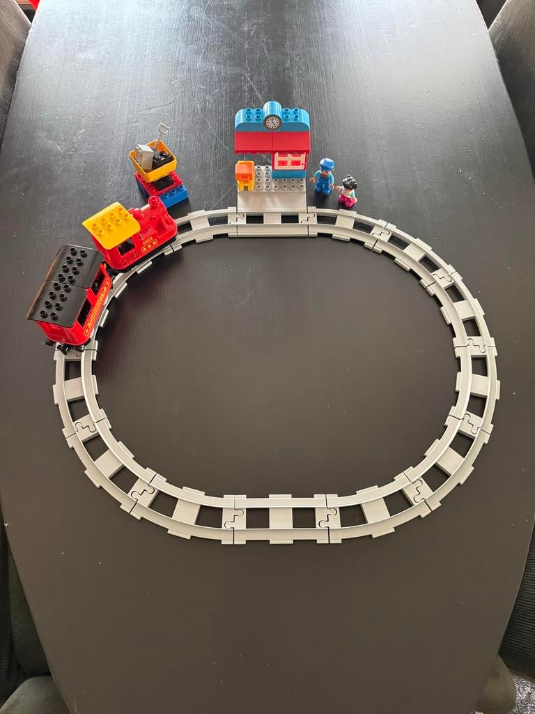 Duplo trein met spoor en station - werkend, Gebruikt, Ophalen of Verzenden, Duplo, Inclusief accessoires