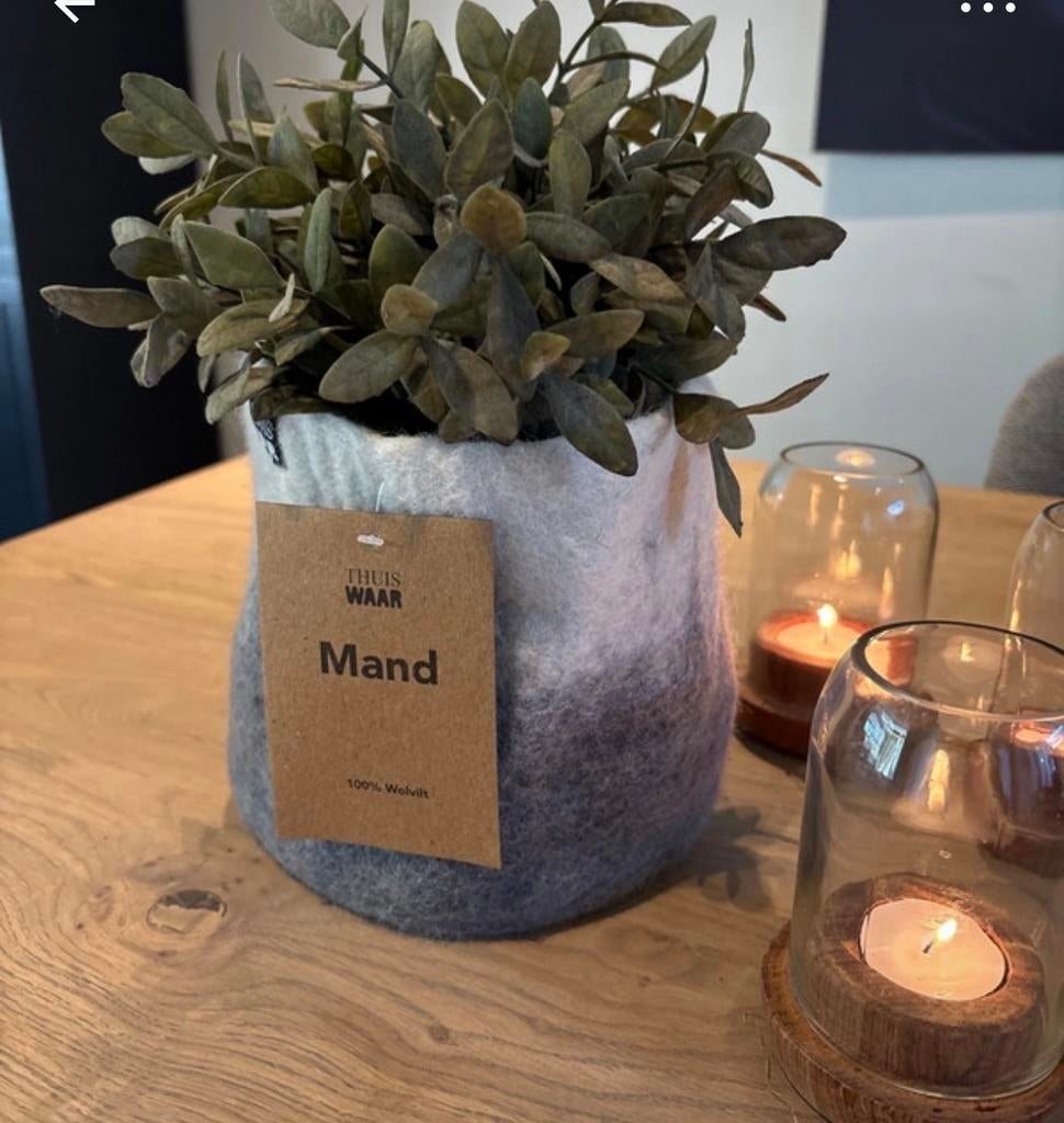 Vilten manden 100% vilt - 16 cm en 18 cm hoog, Huis en Inrichting, Woonaccessoires | Schalen en Manden, Overige materialen, Mand